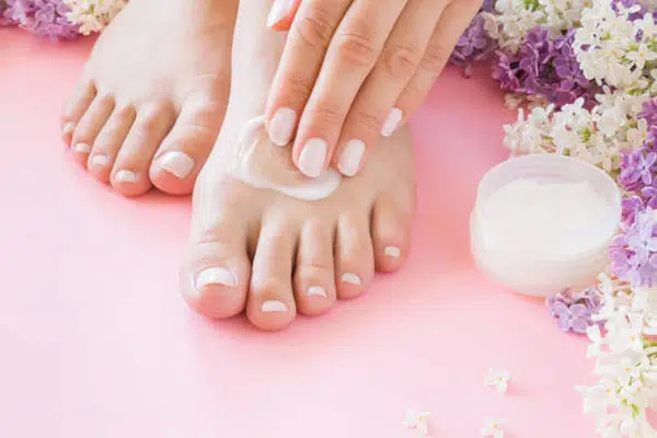 پماد برای خشکی پوست پا