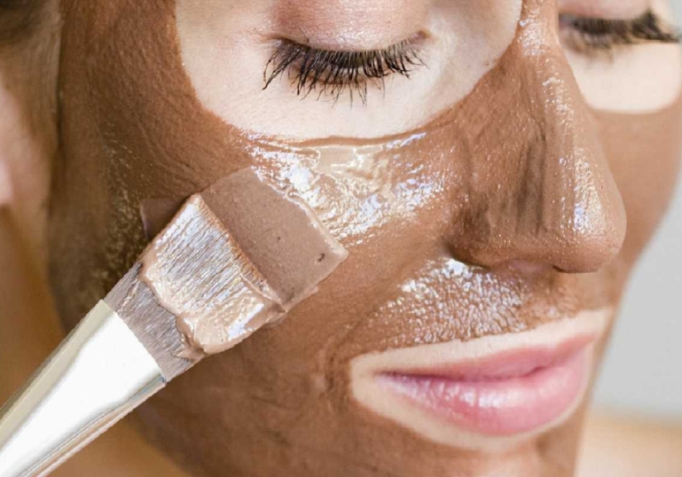 ماسک خانگی برای منافذ باز پوست