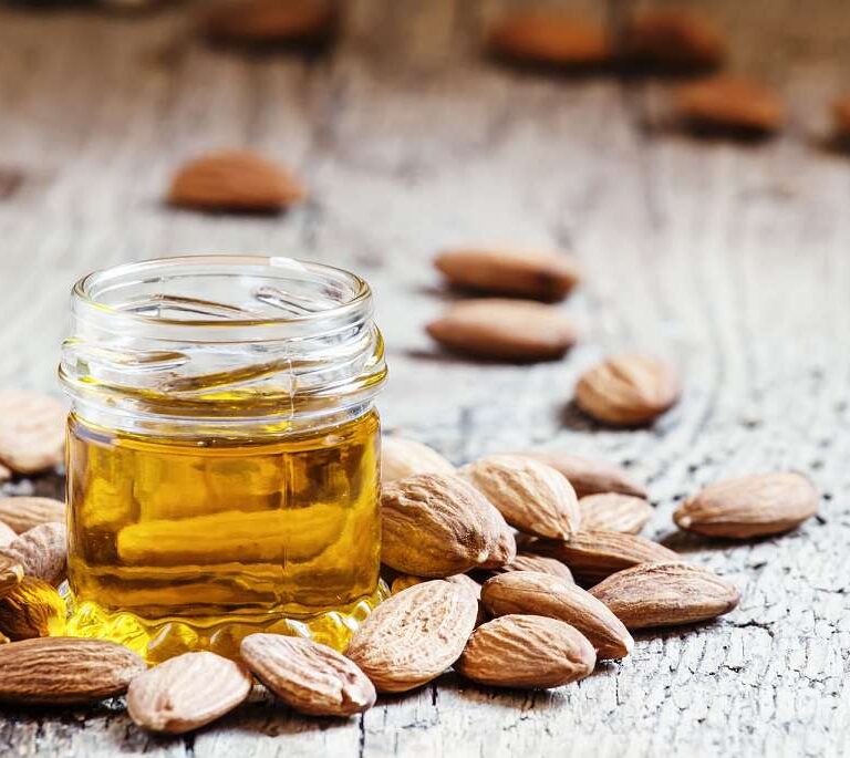 روغن بادام شیرین برای جوش